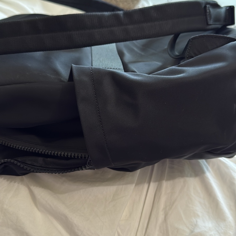 Lululemon Everyday Black Backpack - Picture 5 of 6